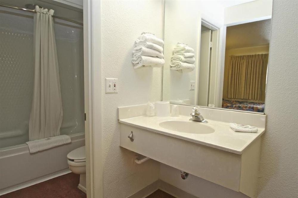Motel 6-Nashua, Nh Room photo